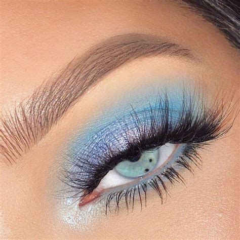 best chanel eyeshadow for blue eyes